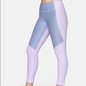 Outdoor Voices lilac leggings 7/8 length
